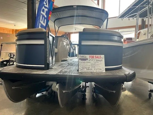 The Image of Viaggio LagoX22Q 2025 - 1