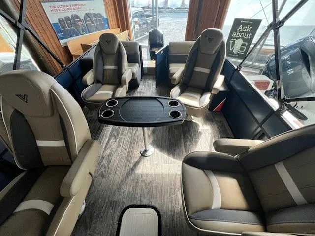 Slide: The Image of Viaggio LagoX22Q 2025 - 6