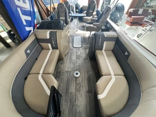 Slide: The Image of Viaggio LagoX22Q 2025 - 9