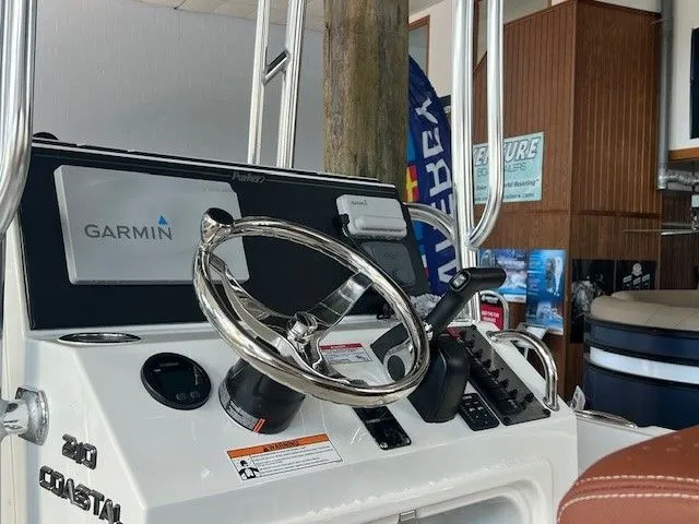 Slide: The Image of Parker Marine 21 Special Edition 2022 - 4