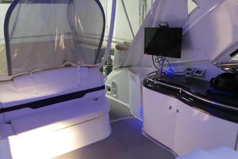Slide: The Image of Interior of 2017 Formula 400 Super Sport yacht with seating and mounted TV. - 8