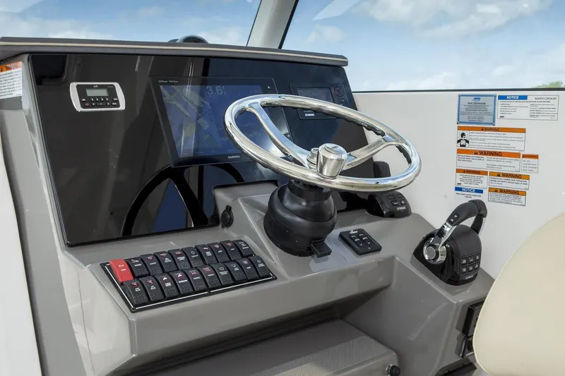 Slide: The Image of Pursuit DC 295 Dual Console 2018 - 10