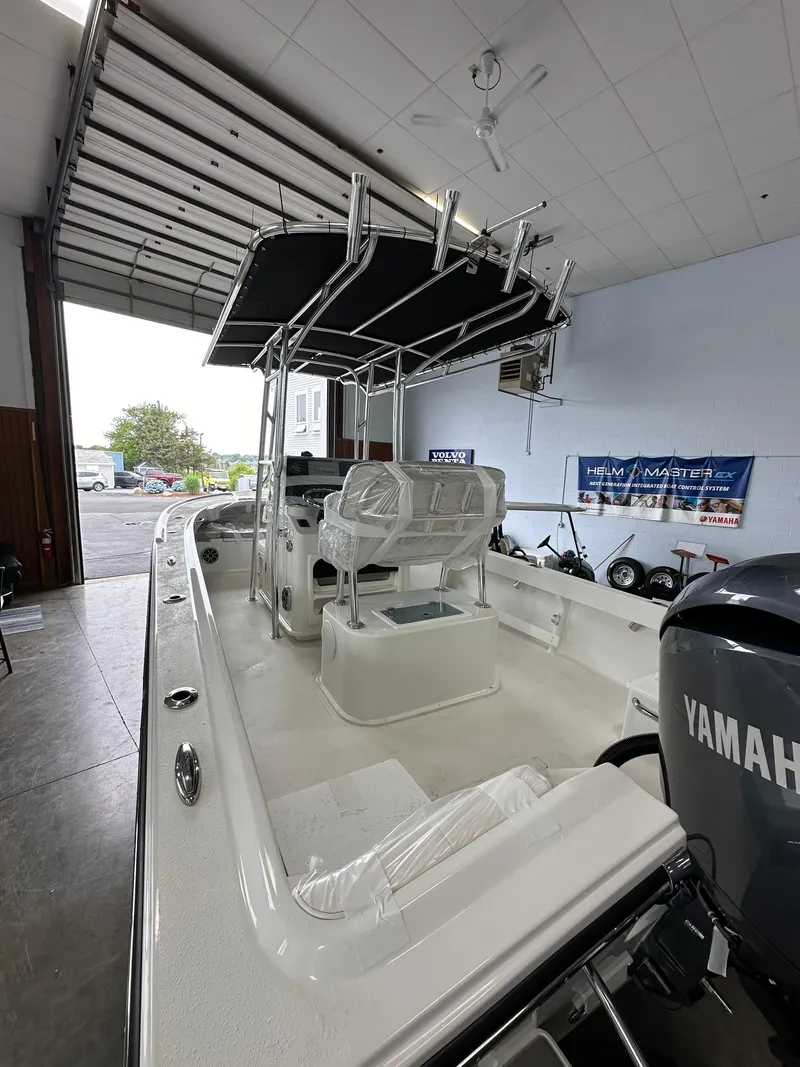Slide: The Image of Parker Marine 21 Special Edition 2025 - 6