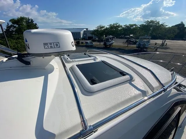 Slide: The Image of Cutwater C-24 2016 - 27