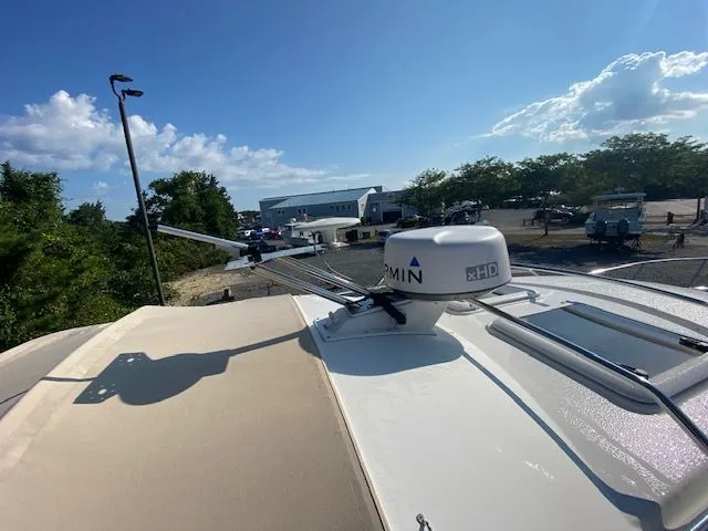 Slide: The Image of Cutwater C-24 2016 - 28