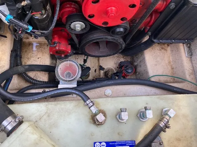 Slide: The Image of Cutwater C-24 2016 - 41