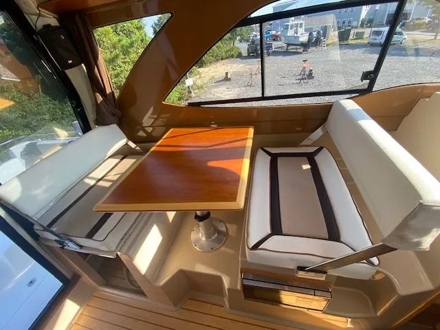 Slide: The Image of Cutwater C-24 2016 - 46