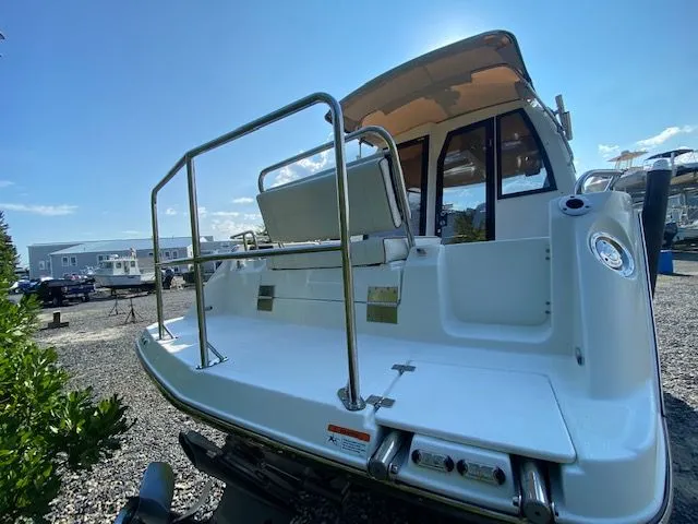 Slide: The Image of Cutwater C-24 2016 - 69