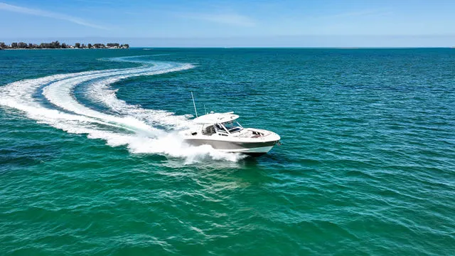 Slide: The Image of Boston Whaler 350 Realm 2019 - 23