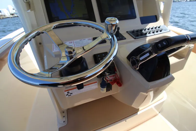 Slide: The Image of Scout 255 LXF 2018 - 27