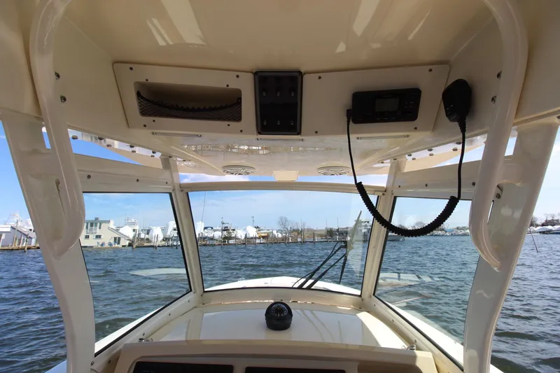 Slide: The Image of Scout 255 LXF 2018 - 28