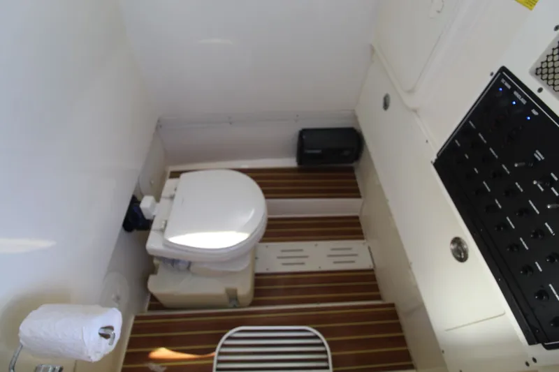 Slide: The Image of Scout 255 LXF 2018 - 29