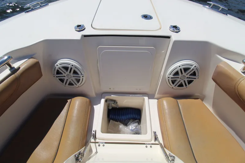 Slide: The Image of Scout 255 LXF 2018 - 8