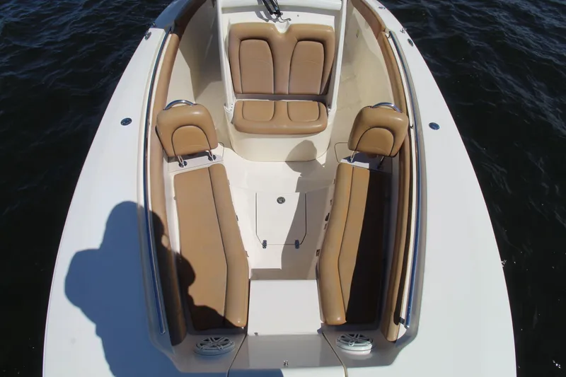 Slide: The Image of Scout 255 LXF 2018 - 9