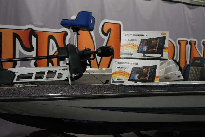 Slide: The Image of 2026 Bass Cat Lynx STS boat with Humminbird Xplore 12 electronics on display. - 29