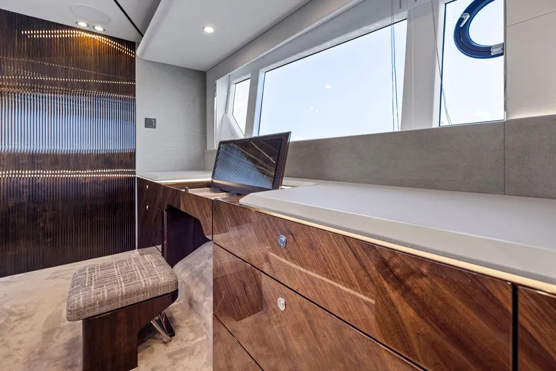 Slide: The Image of Interior of Fairline Phantom 65 yacht, 2024 model. - 44