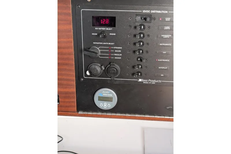 Slide: The Image of Control panel of a 2018 J Boats J/121 sailboat, featuring 12VDC distribution. - 42