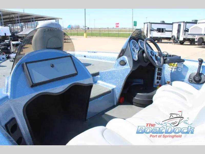 Slide: The Image of 275 Pro XL 2006 - 10