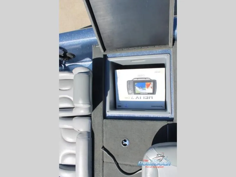 Slide: The Image of 275 Pro XL 2006 - 18