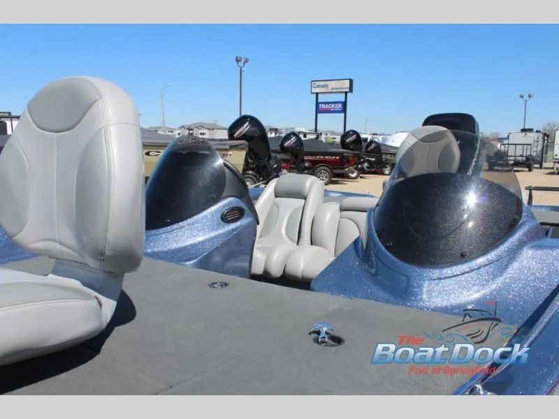 Slide: The Image of 275 Pro XL 2006 - 8