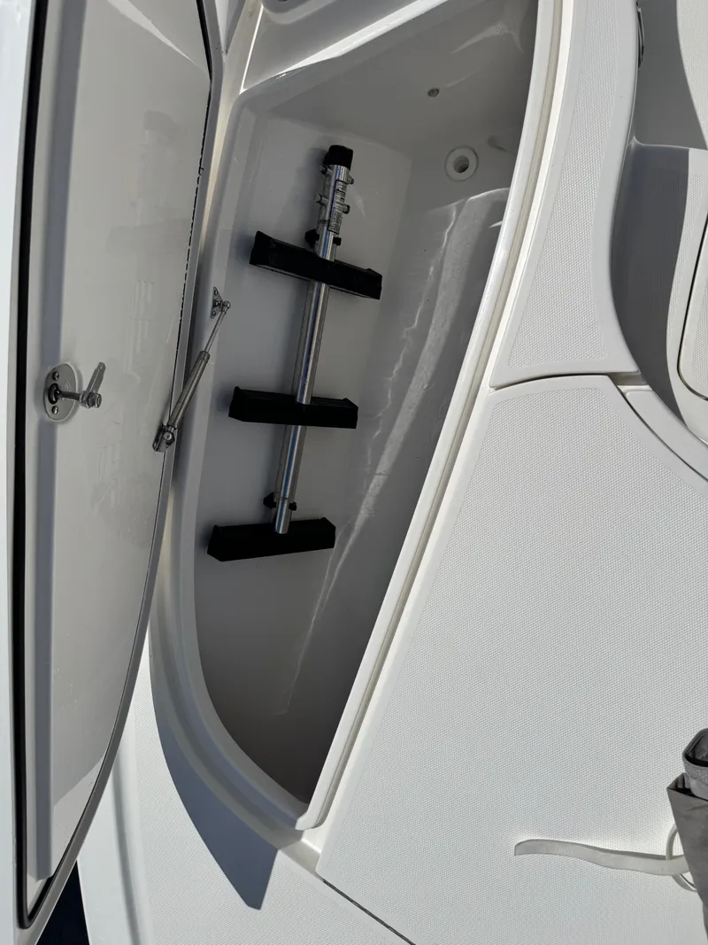 Slide: The Image of Interior of 2023 SeaVee 270 Z with storage compartment. - 26