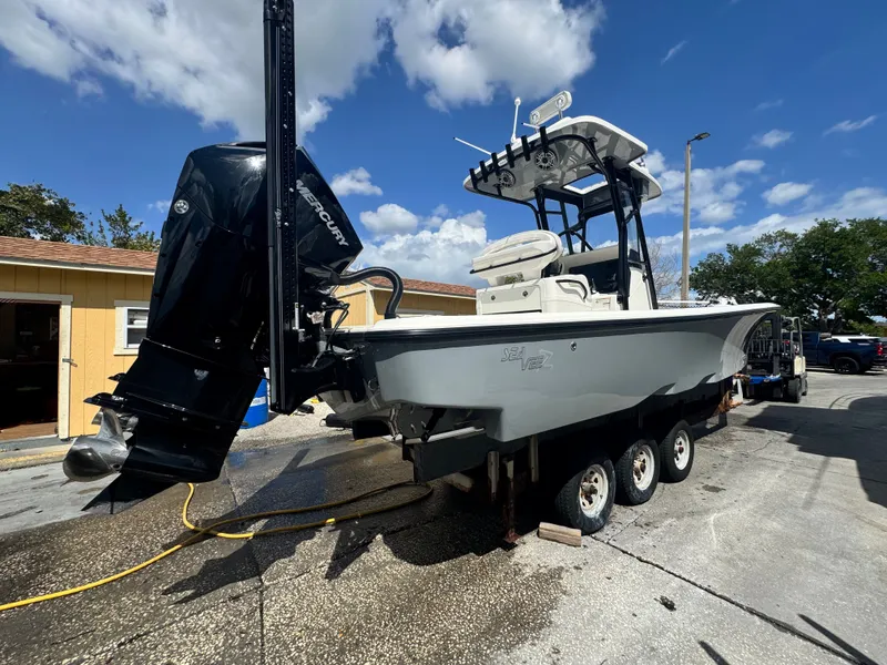 Slide: The Image of SeaVee 270 Z 2023 - 99