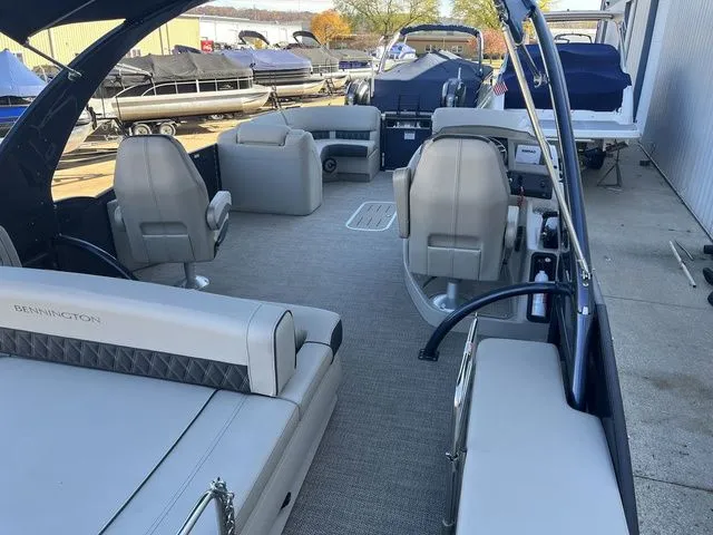 Slide: The Image of Bennington 25 QXSBAX1 2019 - 12