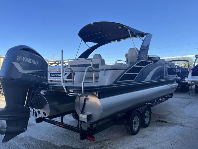 Slide: The Image of Bennington 25 QXSBAX1 2019 - 4