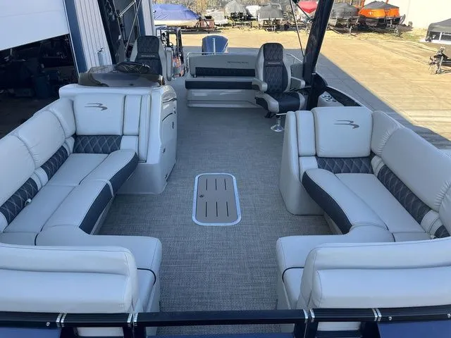 Slide: The Image of Bennington 25 QXSBAX1 2019 - 5