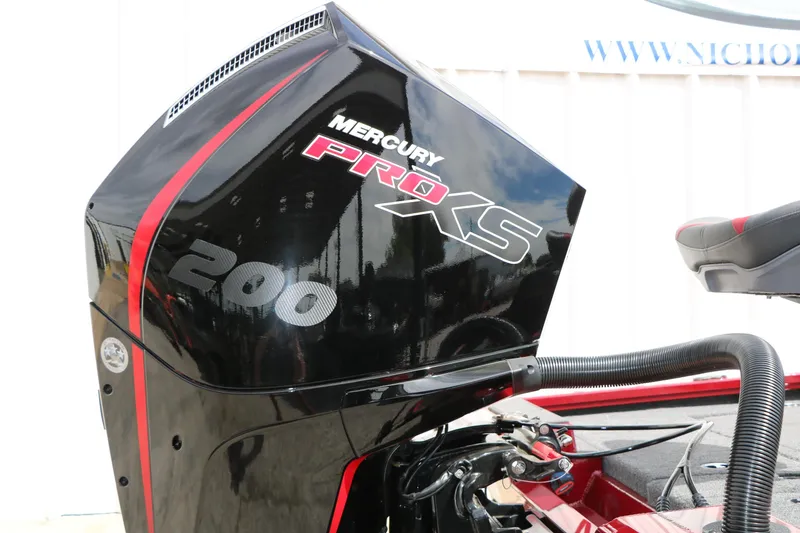 Slide: The Image of 2026 Vexus AVX 1985s with Mercury Pro XS 200 engine, showcasing sleek design. - 14