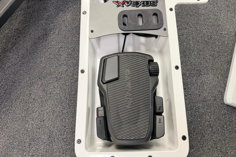 Slide: The Image of Garmin device installed on 2026 Vexus AVX 1985s boat, featuring sleek design and advanced technology. - 28