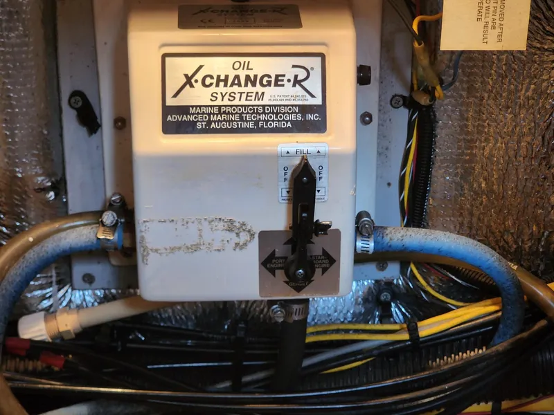Slide: The Image of Oil X-Change-R system in 2000 Silverton 422 Motor Yacht. - 30