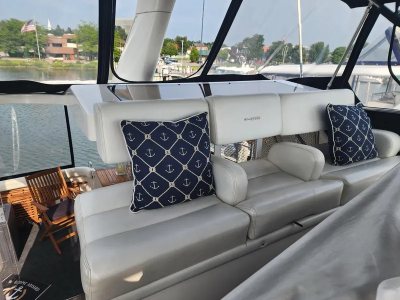 Slide: The Image of Interior of a 2000 Silverton 422 Motor Yacht with anchor pillows. - 6