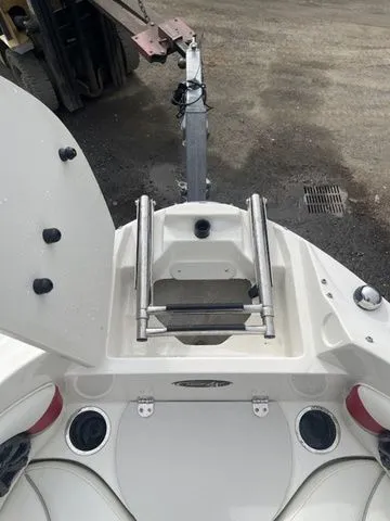Slide: The Image of Stingray 194LX 2013 - 14