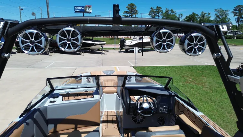 Slide: The Image of 2024 ATX TYPE S boat with speakers and modern cockpit. - 28