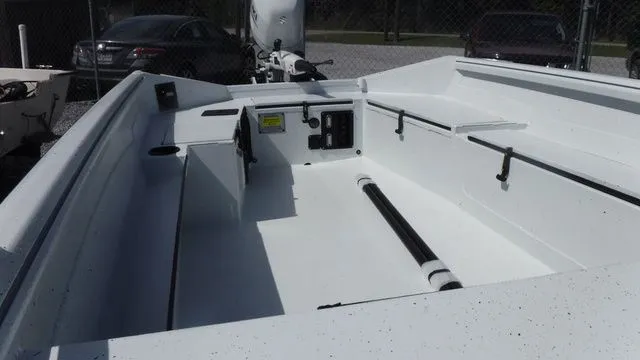 Slide: The Image of Interior of Excel Boats Viper F4 1751, model year 2026. - 8