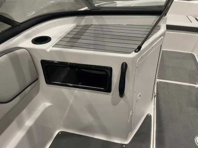 Slide: The Image of Yamaha SX190 2022 - 22