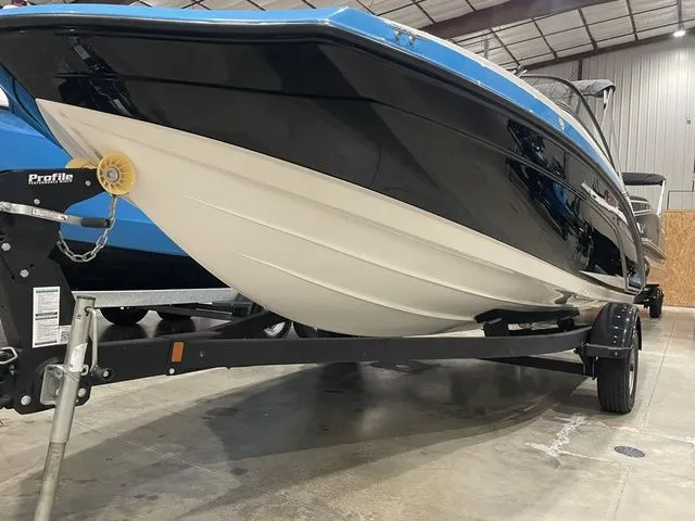 Slide: The Image of Yamaha SX190 2022 - 3