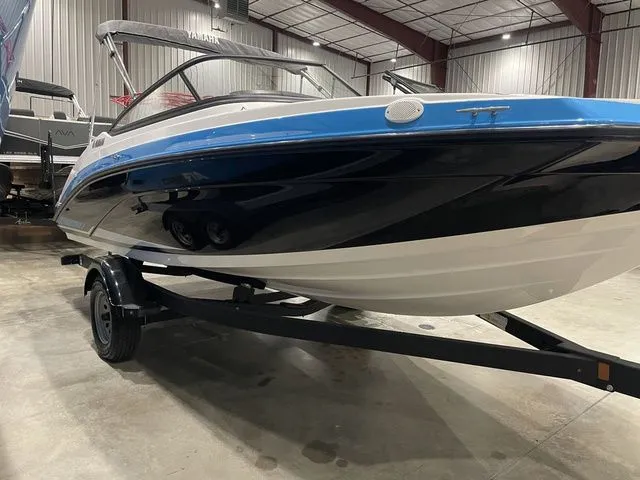 Slide: The Image of Yamaha SX190 2022 - 5