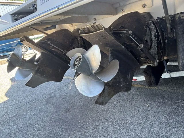 Slide: The Image of Propellers of a 2014 Regal Express Cruiser 30 on a parking lot. - 7