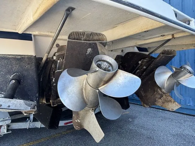 Slide: The Image of Propeller of a 2014 Regal Express Cruiser 30. - 8