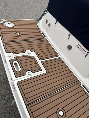 Slide: The Image of Teak deck of Regal Express Cruiser 30, 2014 model. - 9