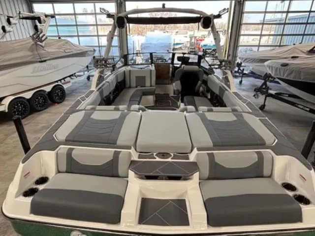 Slide: The Image of Interior view of 2026 Malibu Wakesetter 23 LSV boat. - 7