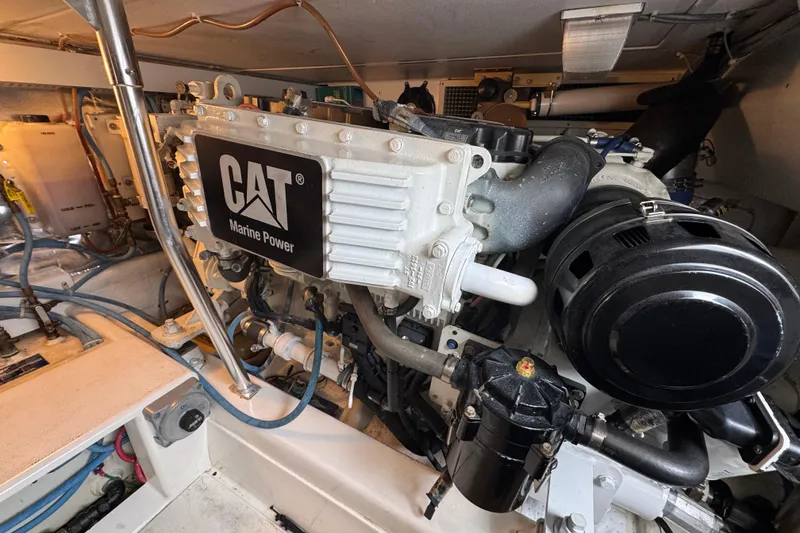 Slide: The Image of Engine room of 2009 Ocean Yachts 42 Super Sport with CAT Marine Power engine. - 10
