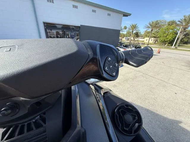 Slide: The Image of Sea-Doo GTX 230 IBR & Sound System 2021 - 13