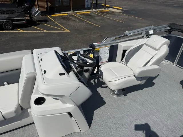 Slide: The Image of Interior of a 2026 Sweetwater SW2086CPSE pontoon boat. - 8