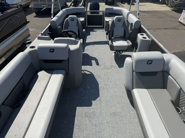Slide: The Image of Interior view of 2026 Princecraft Vectra 23 QL pontoon boat. - 4
