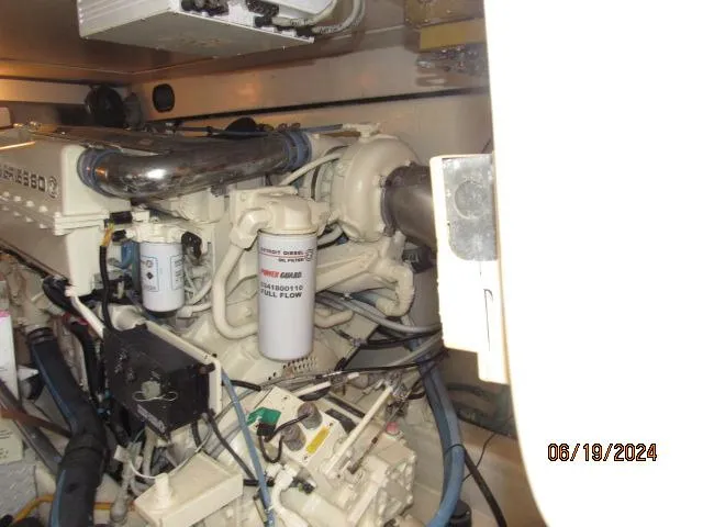 Slide: The Image of Engine room of a 2004 Ocean Yachts Super Sport boat. - 30