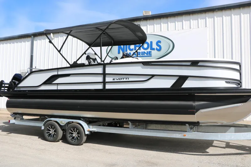 The Image of Evotti 725 CS Tri-Toon 2026 - undefined