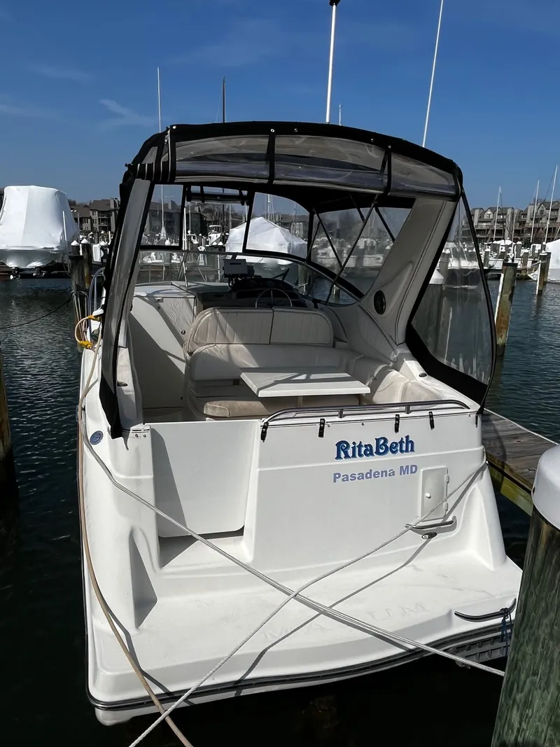 Slide: The Image of 1998 Maxum 2700 SCR boat docked in Pasadena MD. - 4